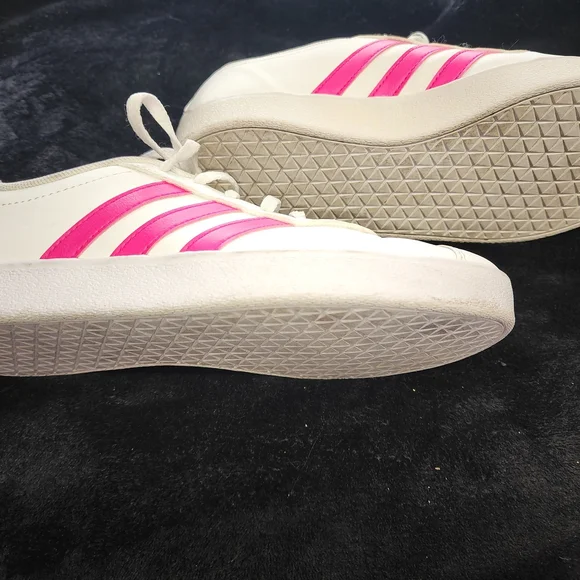 Adidas Women's White and Pink Sneakers - Picture 4 of 4